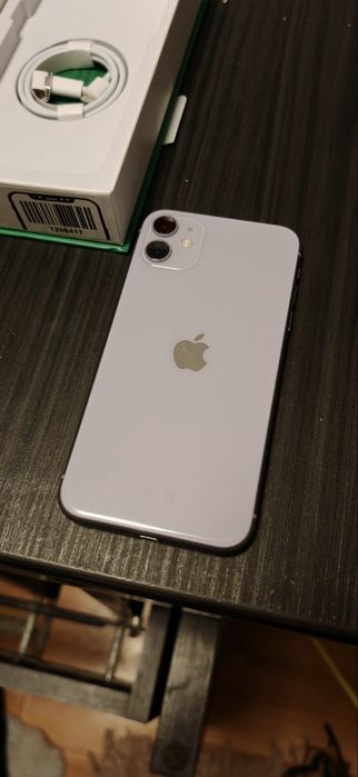 Iphone 11   baterie 100% neverlocked Garanție 2 ani