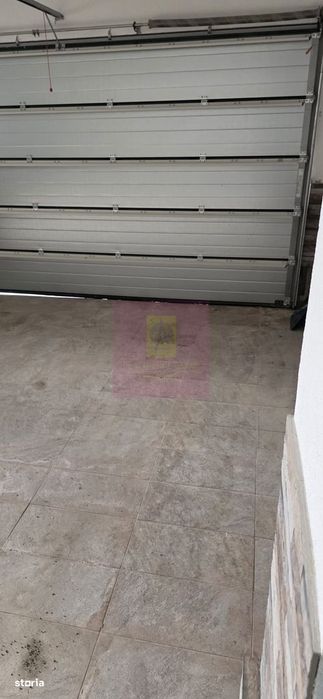 Apartament 3 camere de vânzare la Sinaia