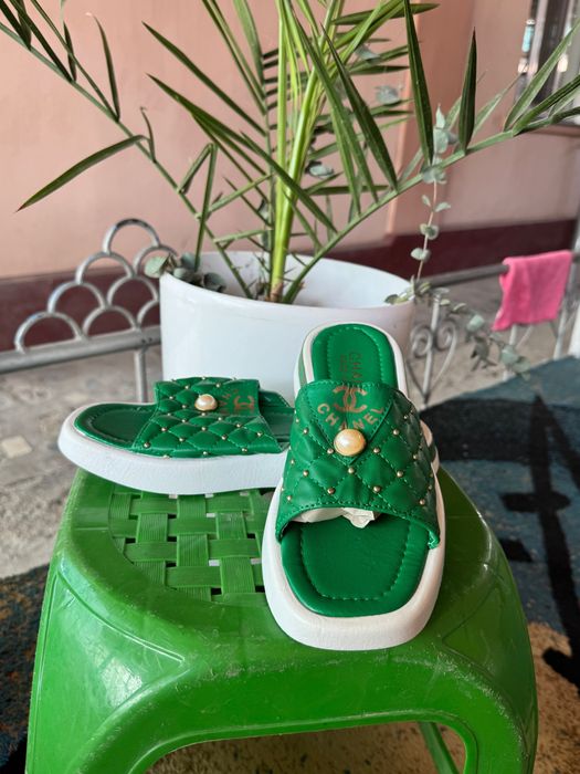 Тапочки для женщин