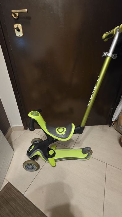 Детска тротинетка Globber 

Практична