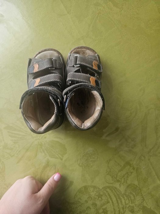 Ортопедические сандали