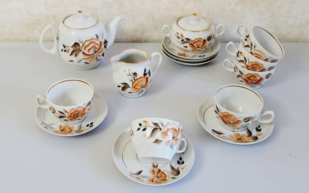 Чайные фарфоровые сервизы