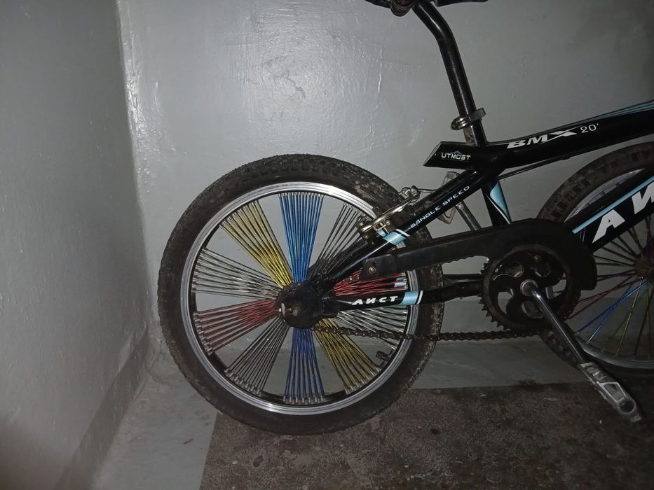 Велосипед  BMX 20-ый дюйм