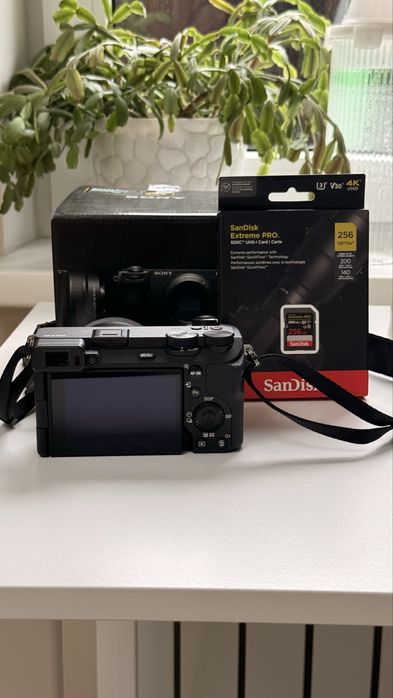 Sony Alpha A6700 Kit 16–50 mm + 2 карты памяти 256 ГБ