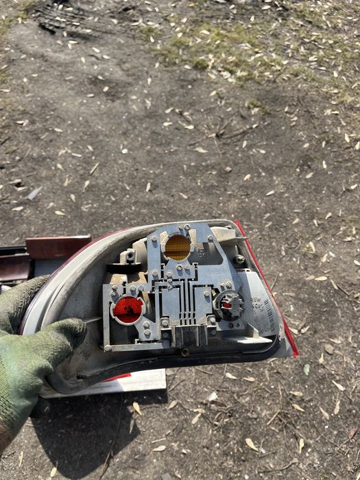 Мерседес бенз 210