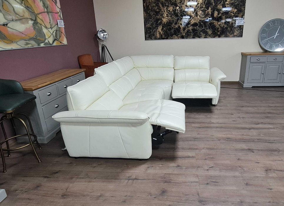 Кремав кожен ъглов диван "Cadenza" с електрически релакиращ механизъм