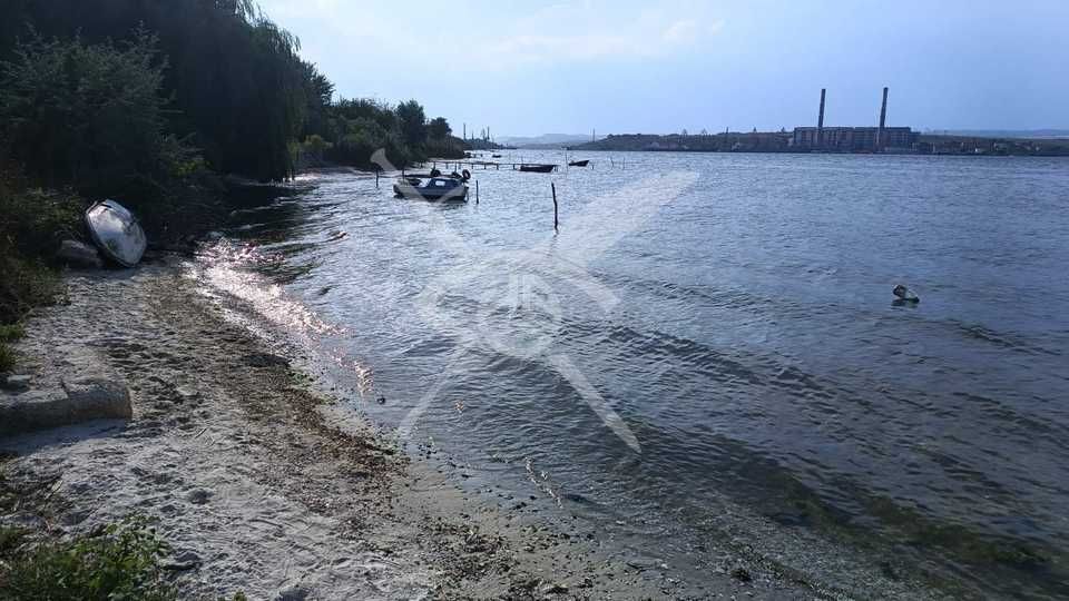 Парцел - с. Константиново - 90115