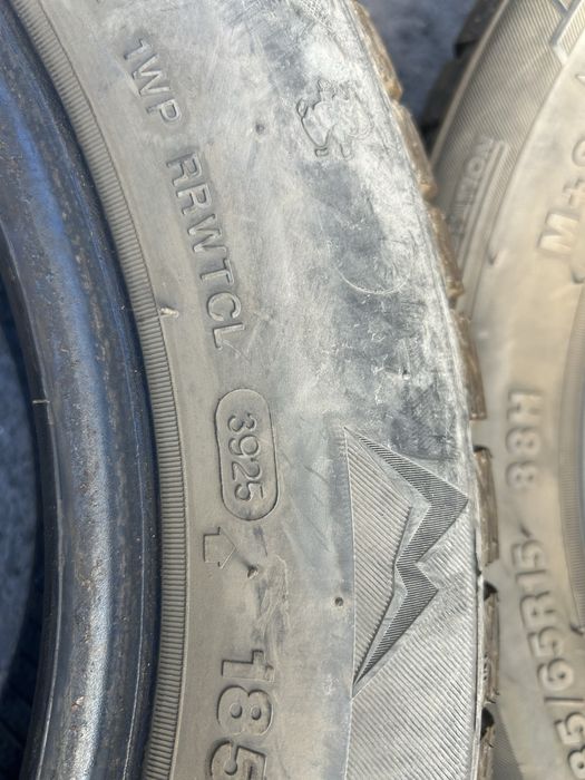 Продам комплект колес 185/65/15
