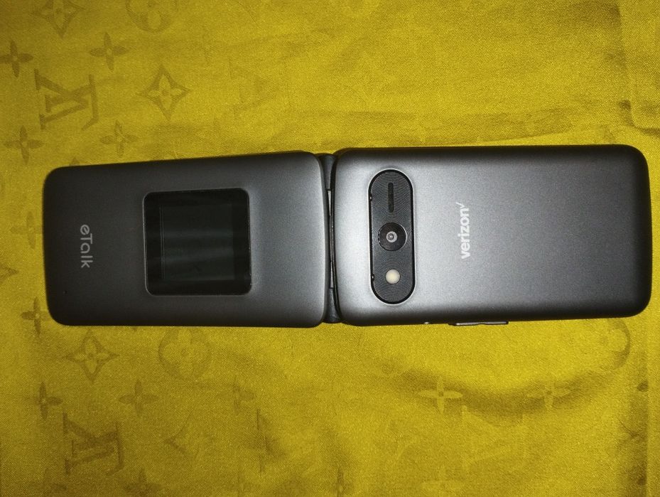 Assalom alekum Telefon Sotiladi Original Verizon Japan