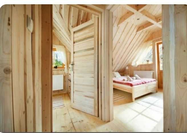 Casa lemn rotund si teren cu parau, Neamt, Iasi, Tarcau, Bucuresti(3ore)