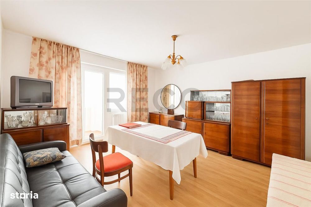 RECO Apartament cu 4 camere, decomandat, in Nufarul, la etajul 1 — fotografia 1