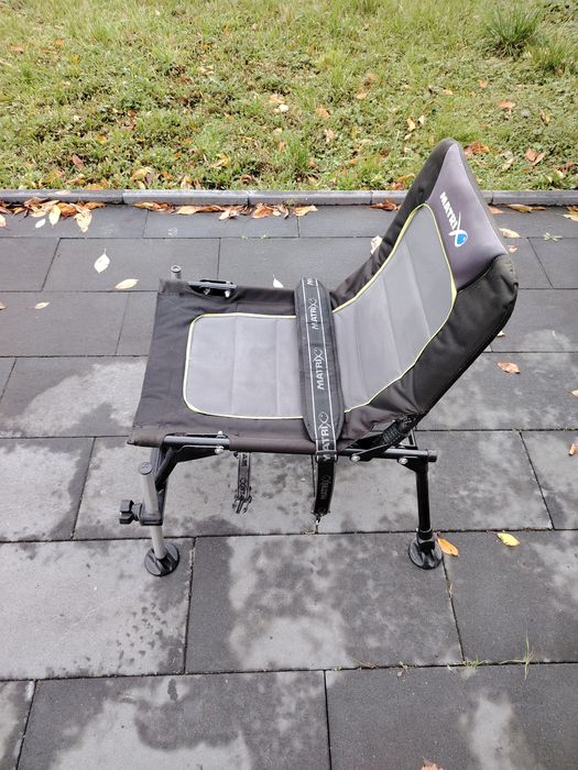 Scaun pescuit Matrix + accesorii