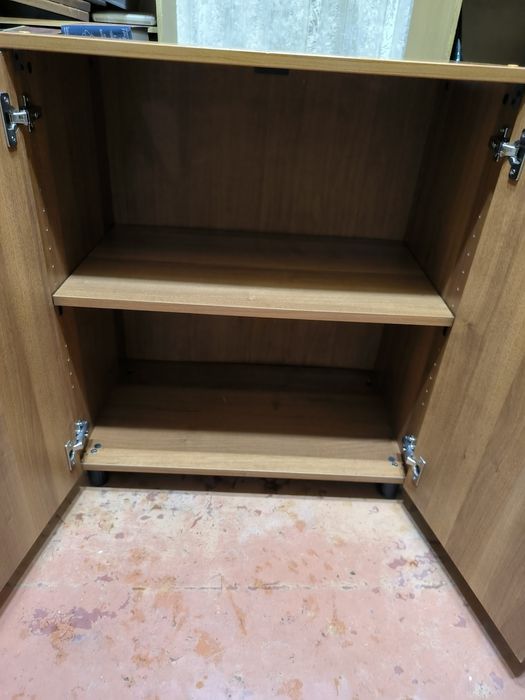 Шкаф с полками/ тумба