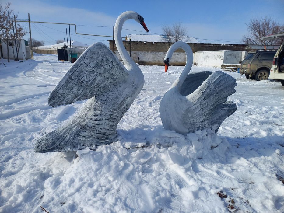 Мүсіндер сатылады