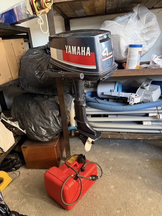 Vand barca gonflabila 4 metri cu motor Yamaha 4 cp