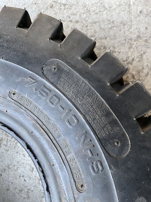 7.50-10 SPECIALTY TYRES of AMERICA 1бр. Нова Гума