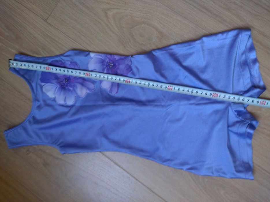 Гимнастическо майо, декорирано с камъни