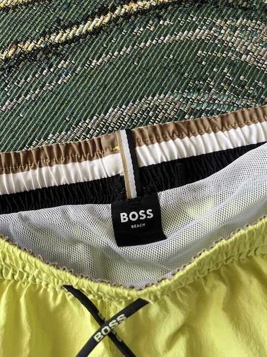 Hugo Boss - бански размер Л-М / Оригинал