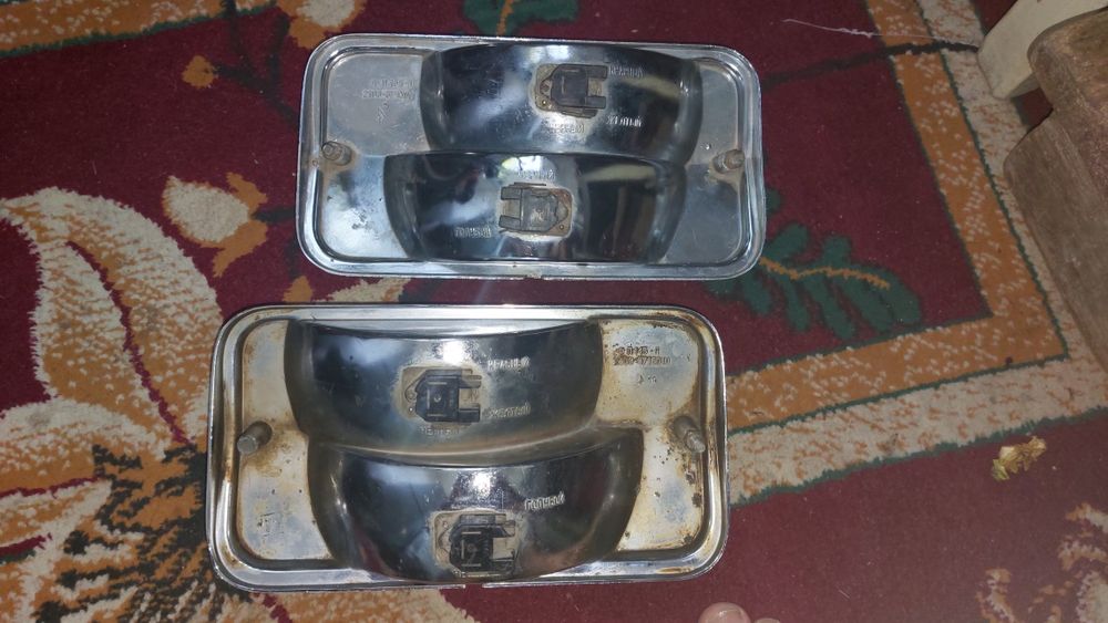 Продается фары на ВАЗ 2103