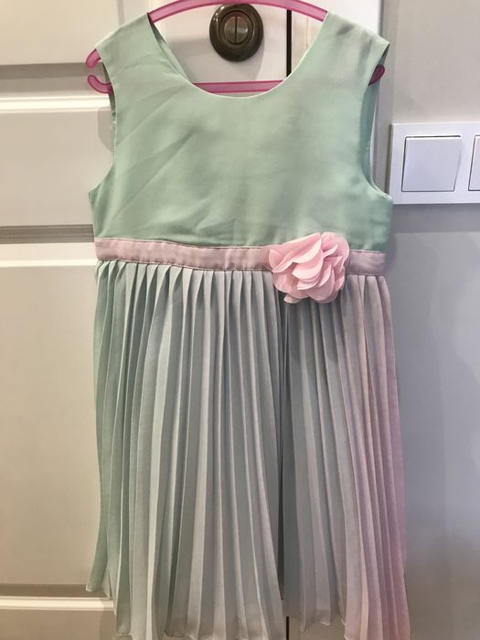 Нарядные платья на 8-9лет