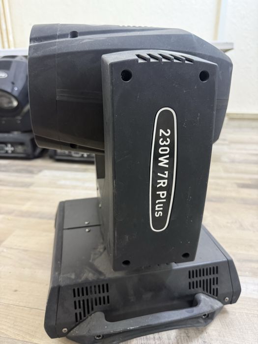 Продается лучевой прожектор 230W 7R Plus Beam