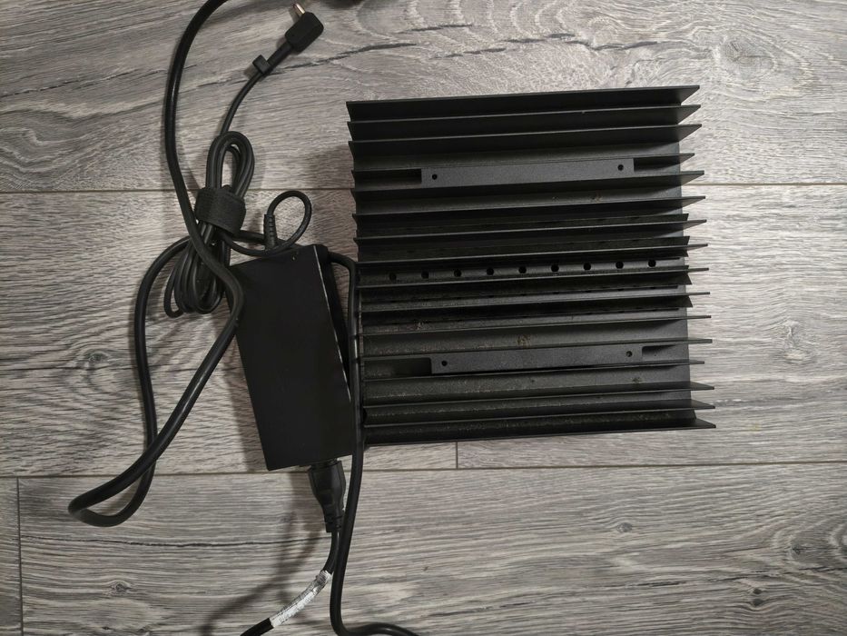 Продавам Iceriver KS0 – Перфектно Състояние