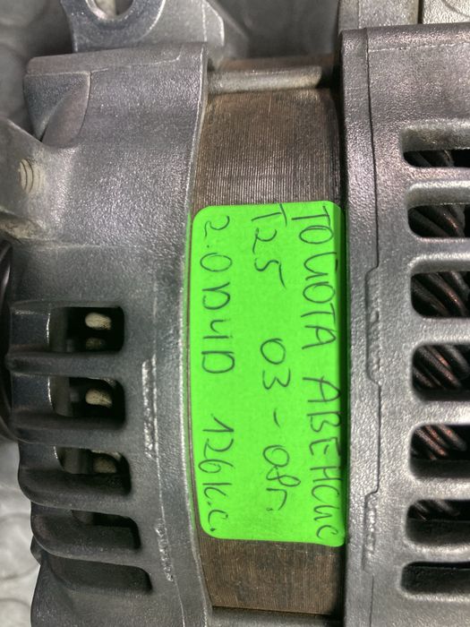 Генератор/динамо за тойота авенсис Т25/Toyota avensis T25 2.0D4D 126кс