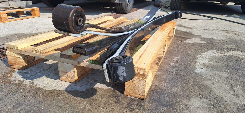 Foi de arc  duble telescoape amortizoare pentru Sprinter Crafter