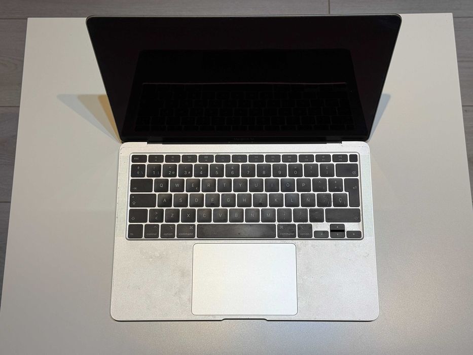 Ecran spart, placa de baza lipsa - MacBook Air 2020 A2179 pentru piese