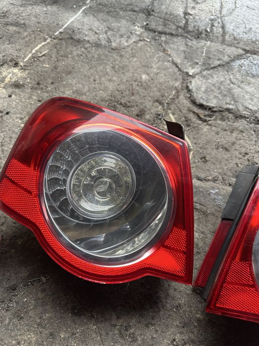 Ляв десен стоп пасат б6 седан 2006г