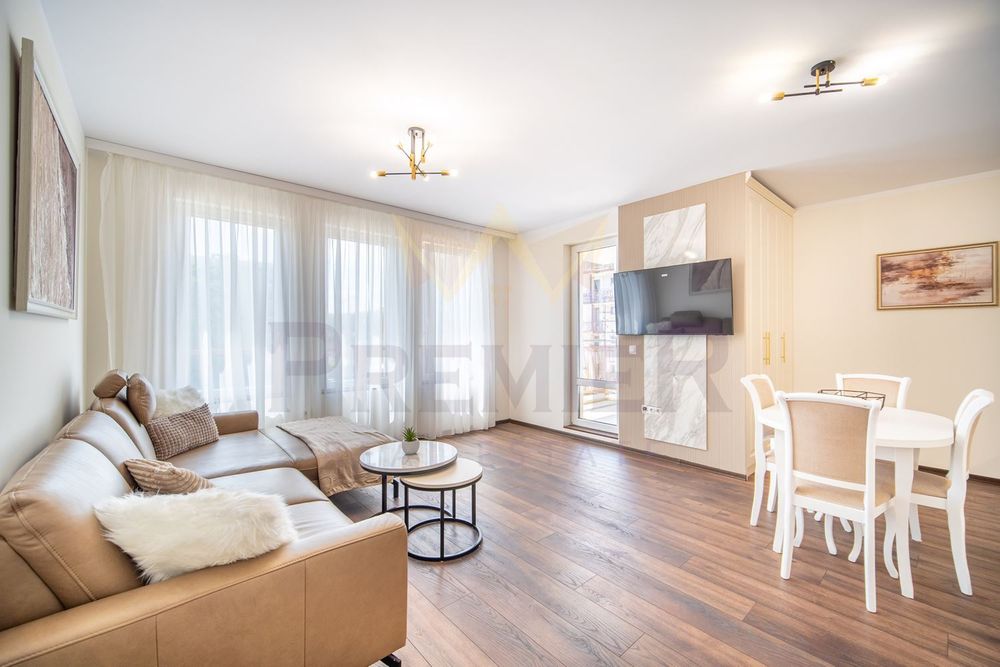 Продава се Двустаен апартамент в к.к. Св.Св. Константин и Елена - 81 кв.м за 2963 €/кв.м - Снимка #1