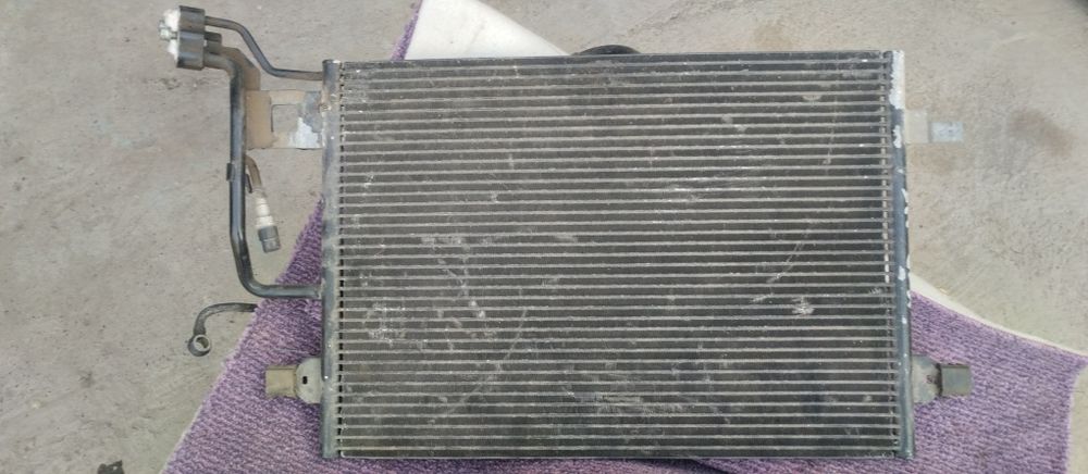 продам радиатор кондицыонера