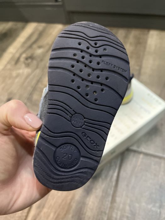 Бебешки обувки Geox