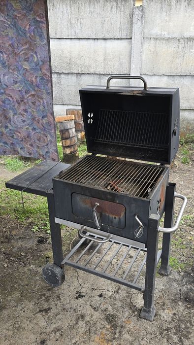 Grătar lemne/ cărbuni