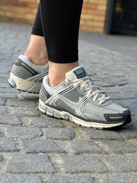 Nike Zoom Vomero 5