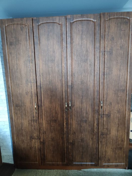 Продам шкаф в отличном состоянии