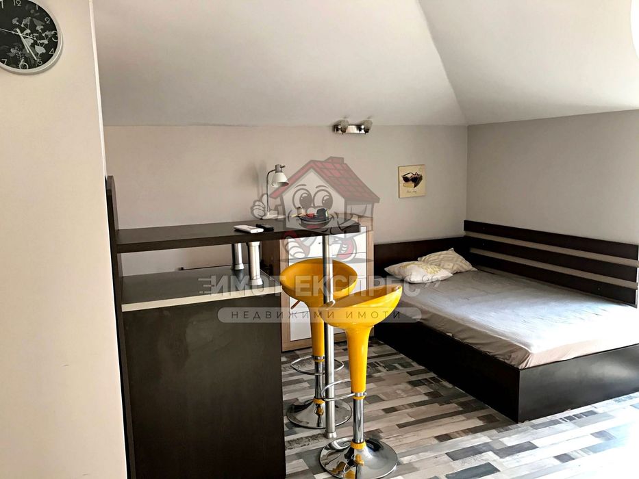 Продава се Етаж от къща в Асеновград - 255 кв.м за 981 €/кв.м - Снимка #16