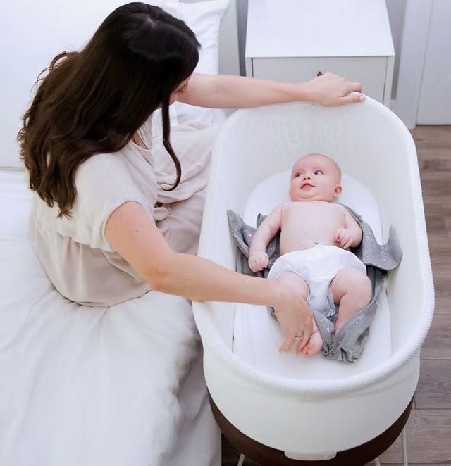 Бебешка кошара Snoo Happiest baby