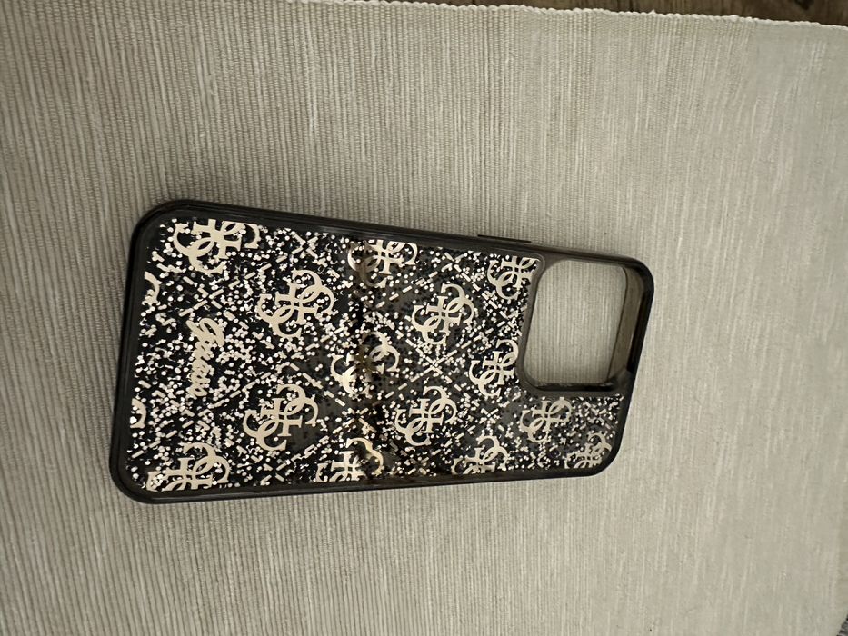 Кейс Guess.Iphone 14 pro max.