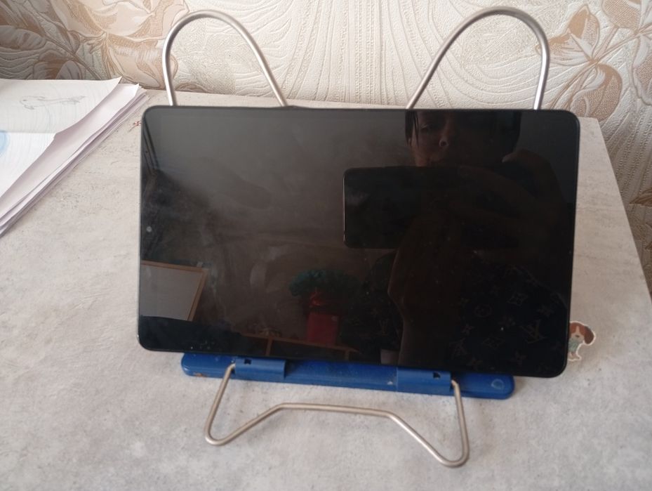 Подставка для книг / планшета / рецептов