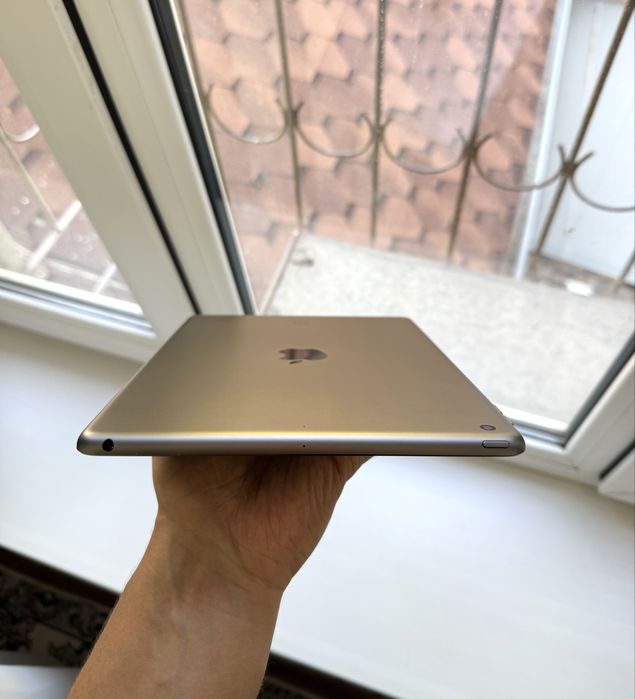 iPad 9th Gen Gray 64GB WiFi