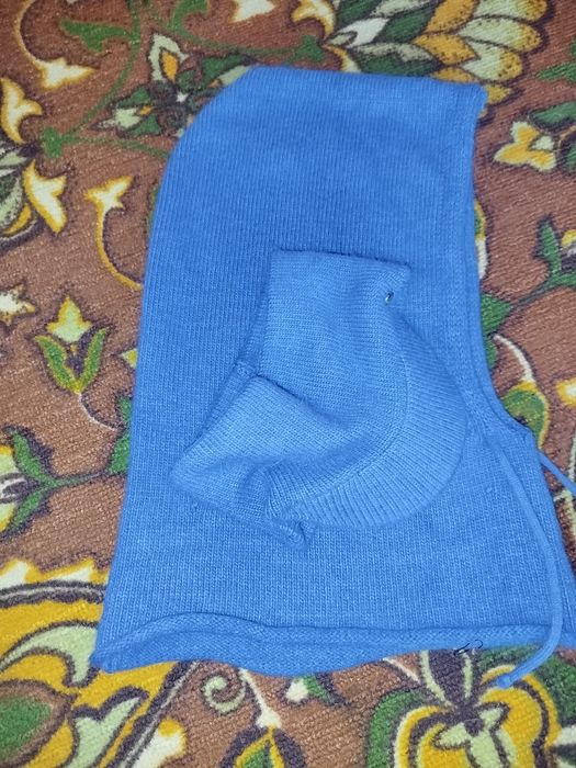 Продам капор с кепкой