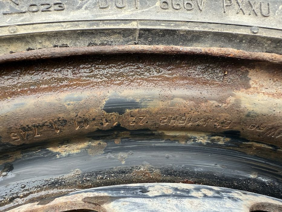 Стоманена джанта Dacia Duster 6.5J 16" ET 50 ном 28