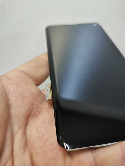 Дисплей за Samsung Galaxy S10