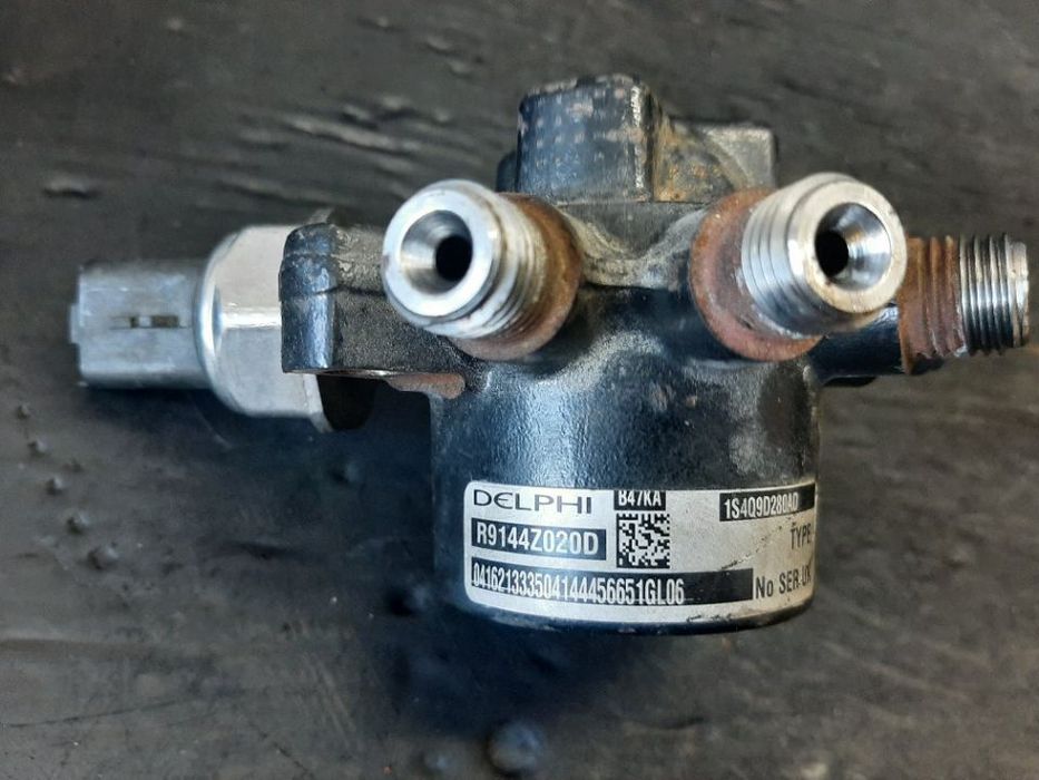 rampa injectoare ford focus 1 1.8 tdci ffda 1s4q9d280ad