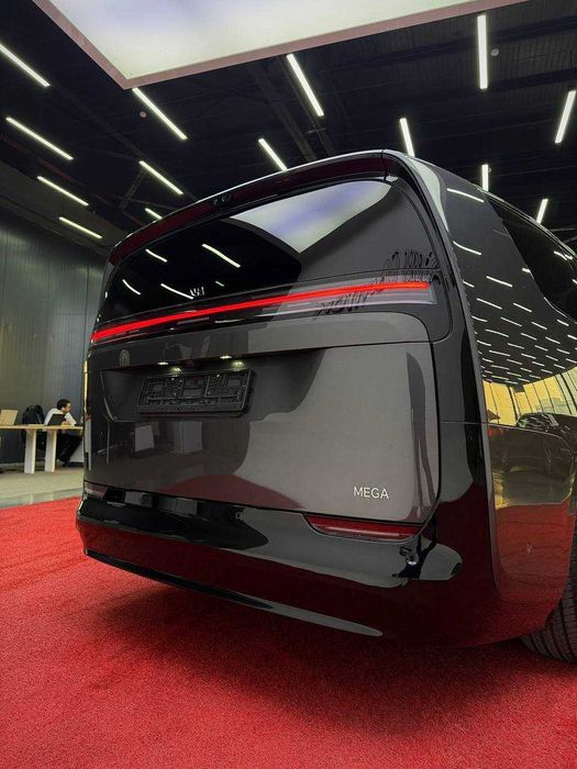Li MEGA запас ход 710 км Премиум класс Минивен с гарантией сервис есть