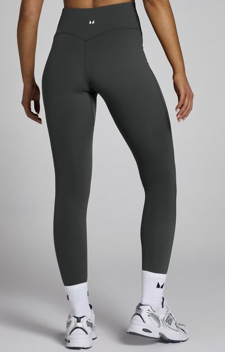 Клин и късо горнище MP