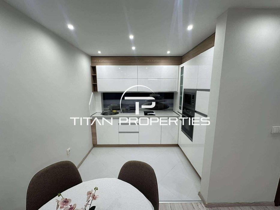 Дава се под наем Двустаен апартамент в Варна, Левски - 78 кв.м за 698.19 € - Снимка #3