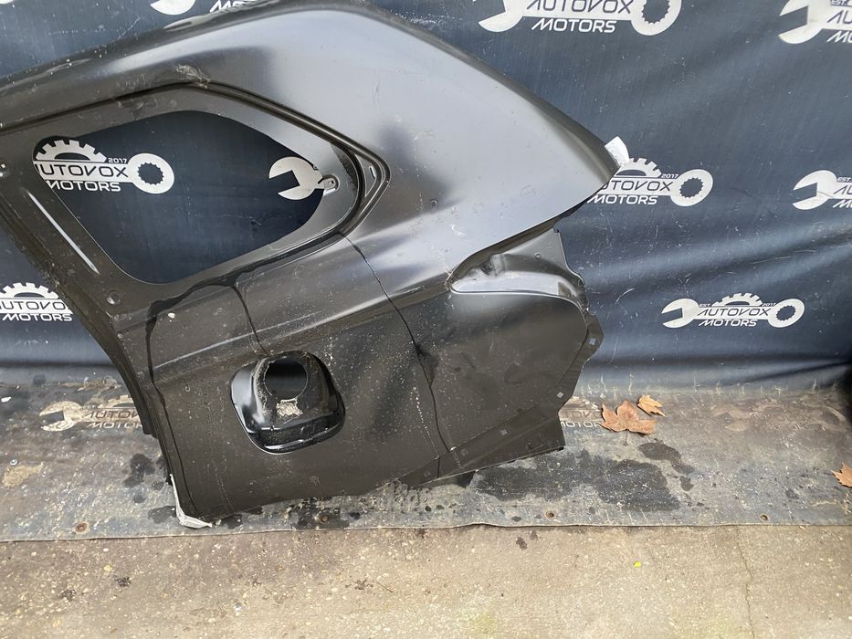 Aripa stanga spate Mitsubishi Outlander an 2012-2016