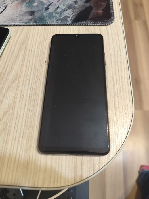 Samsung a 32 в хорошем состоянии